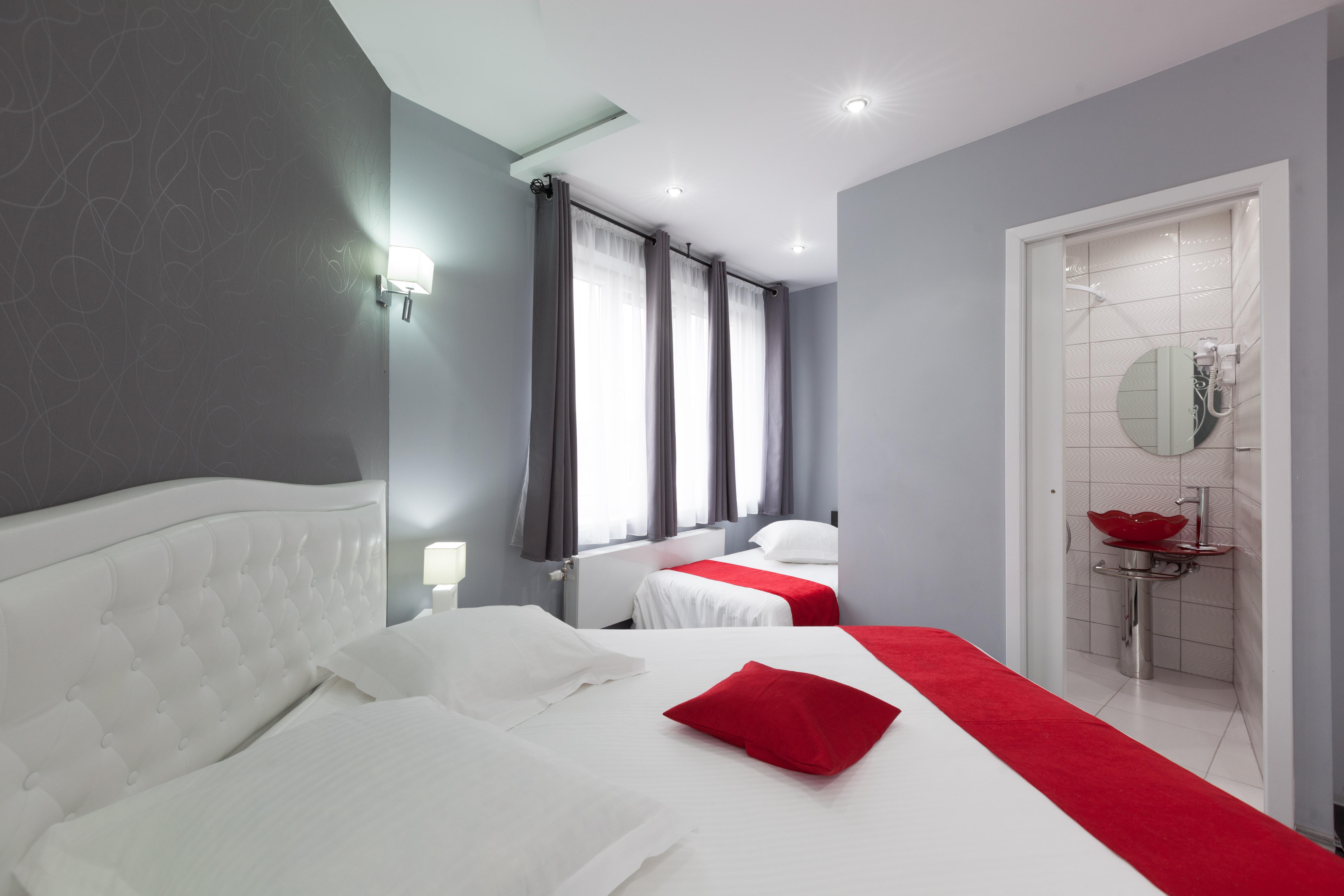 Hotel Phenix Dilbeek Bagian luar foto