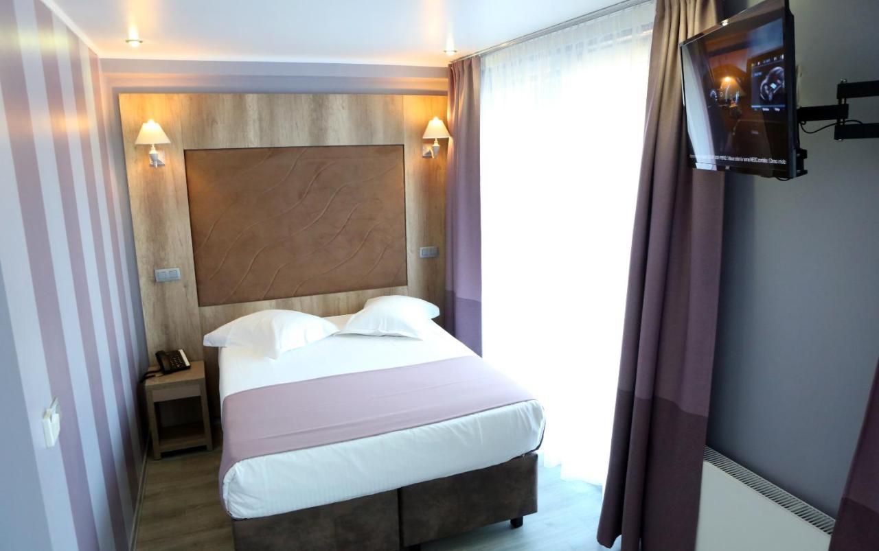 Hotel Phenix Dilbeek Bagian luar foto